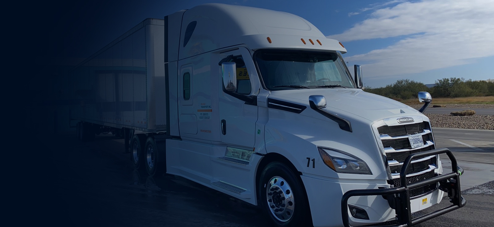 Reload Transport truck and dry van trailer